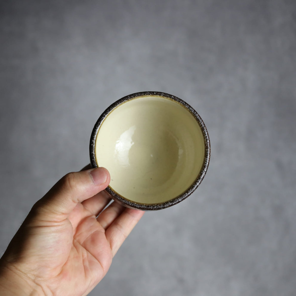 カフェオレボウル1 黒シリーズ やちむん 陶器 sui