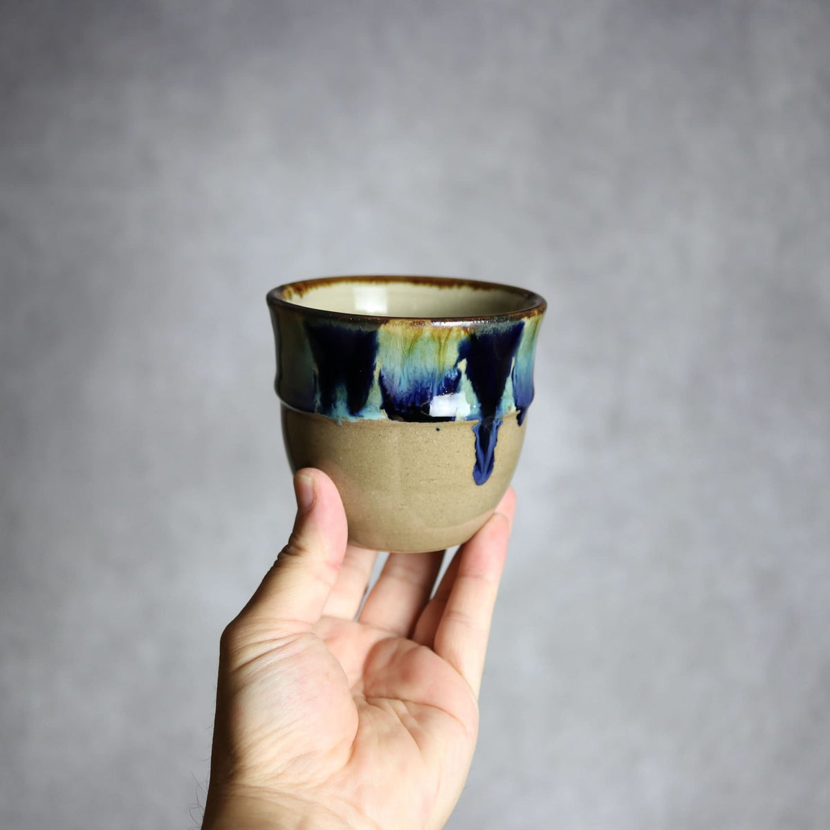丸フリーカップ1 青三彩 やちむん 陶器 エドメ陶房 やちむん 陶器.