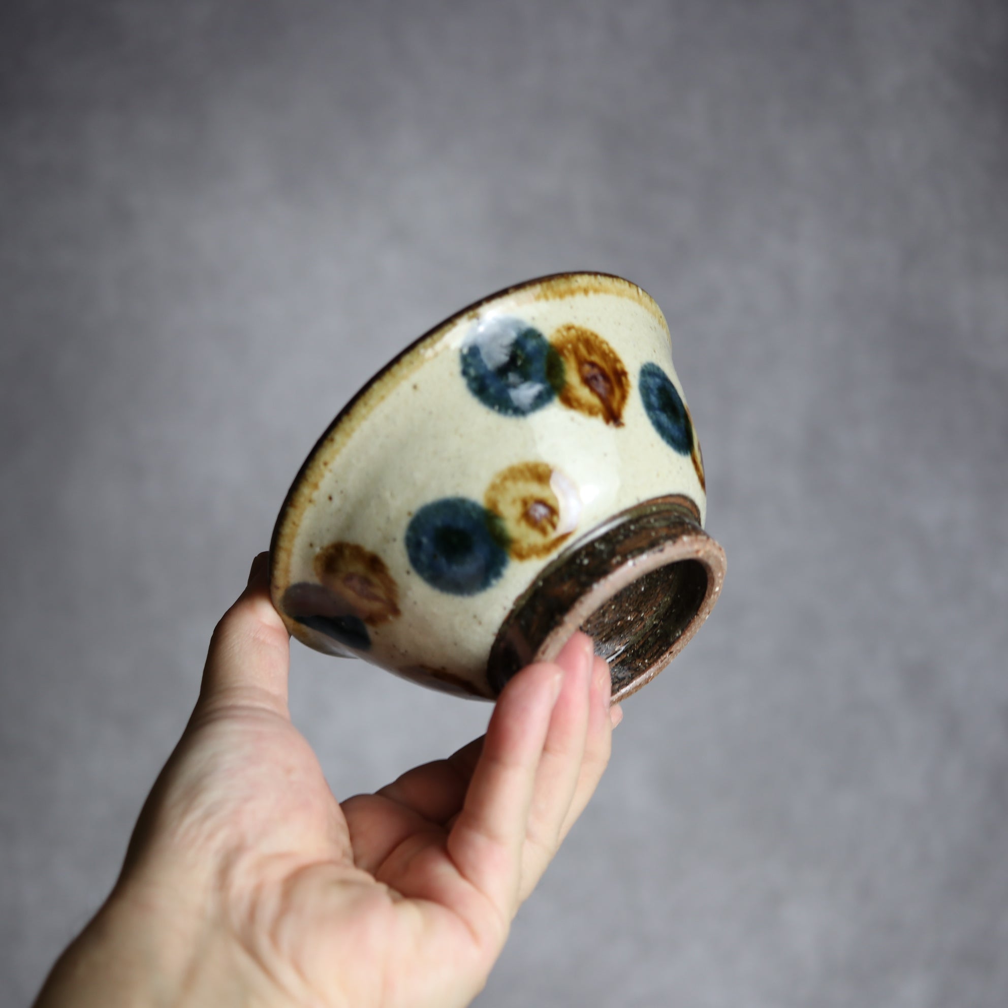4寸マカイ 紺 茶ドット やちむん 陶器 陶芸こまがた
