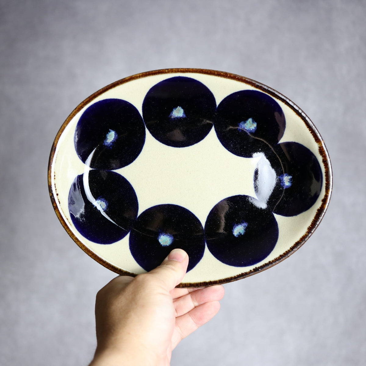 オーバル皿1 青丸紋 やちむん 陶器 エドメ陶房 やちむん 陶器.