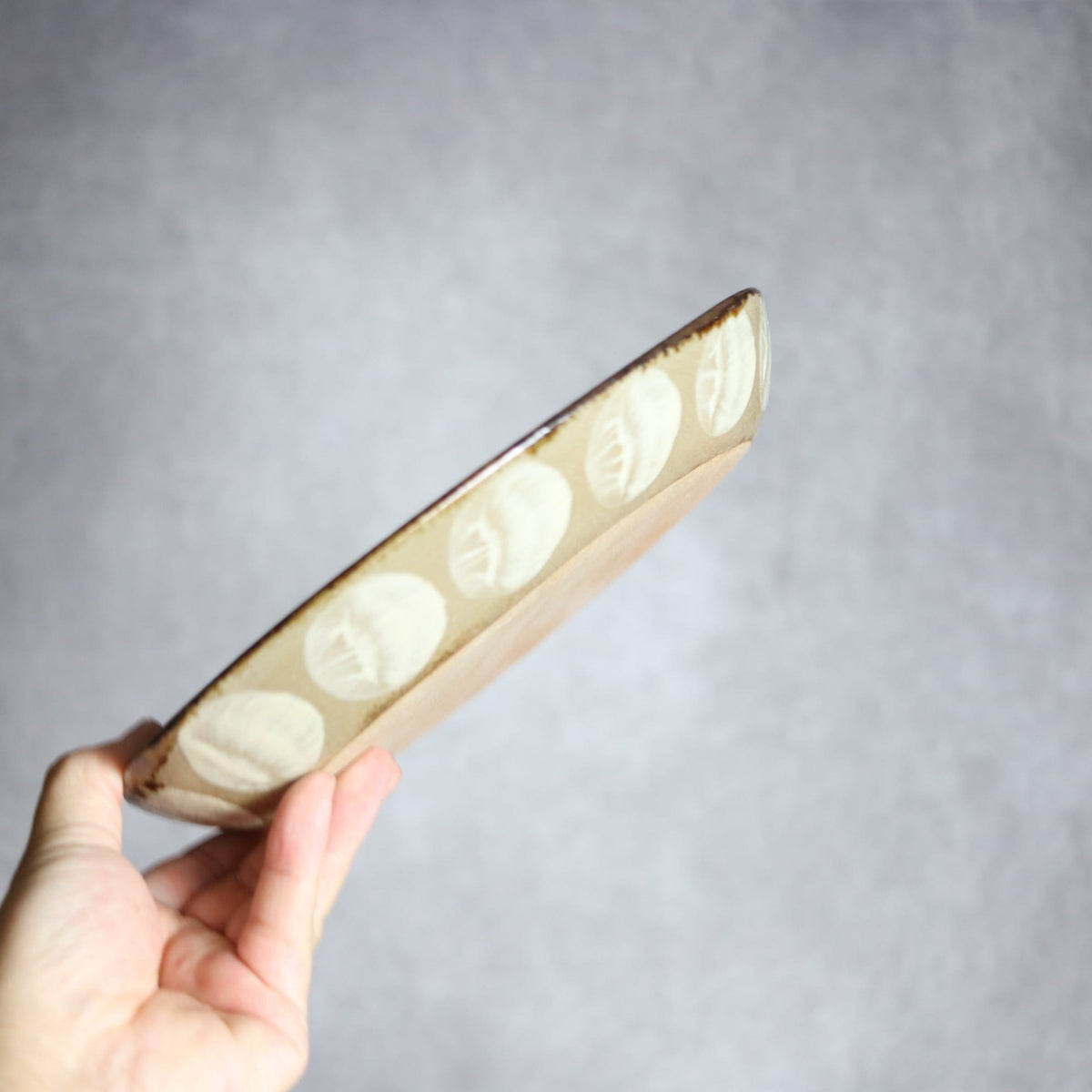 オーバル皿1 青丸紋 やちむん 陶器 エドメ陶房 やちむん 陶器.
