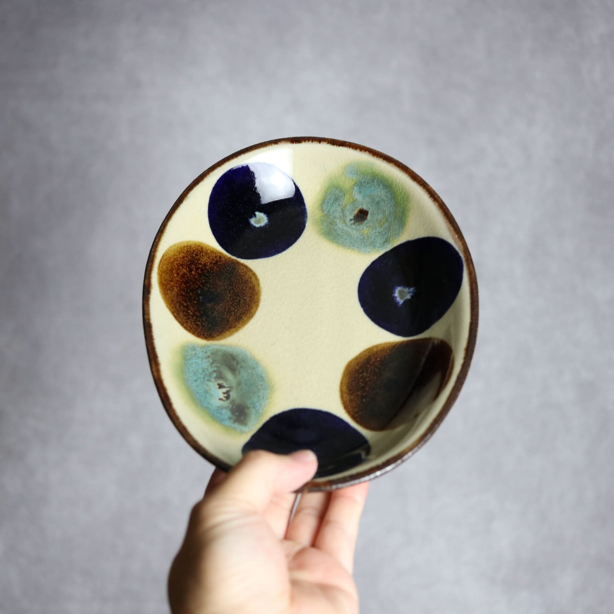 オーバル皿1 三彩丸紋 やちむん 陶器 エドメ陶房 やちむん 陶器.