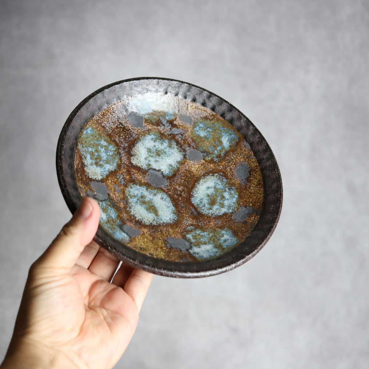 6寸皿1 黒シリーズ やちむん 陶器 sui