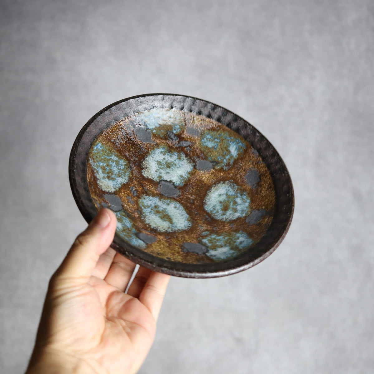 6寸皿1 黒シリーズ やちむん 陶器 sui