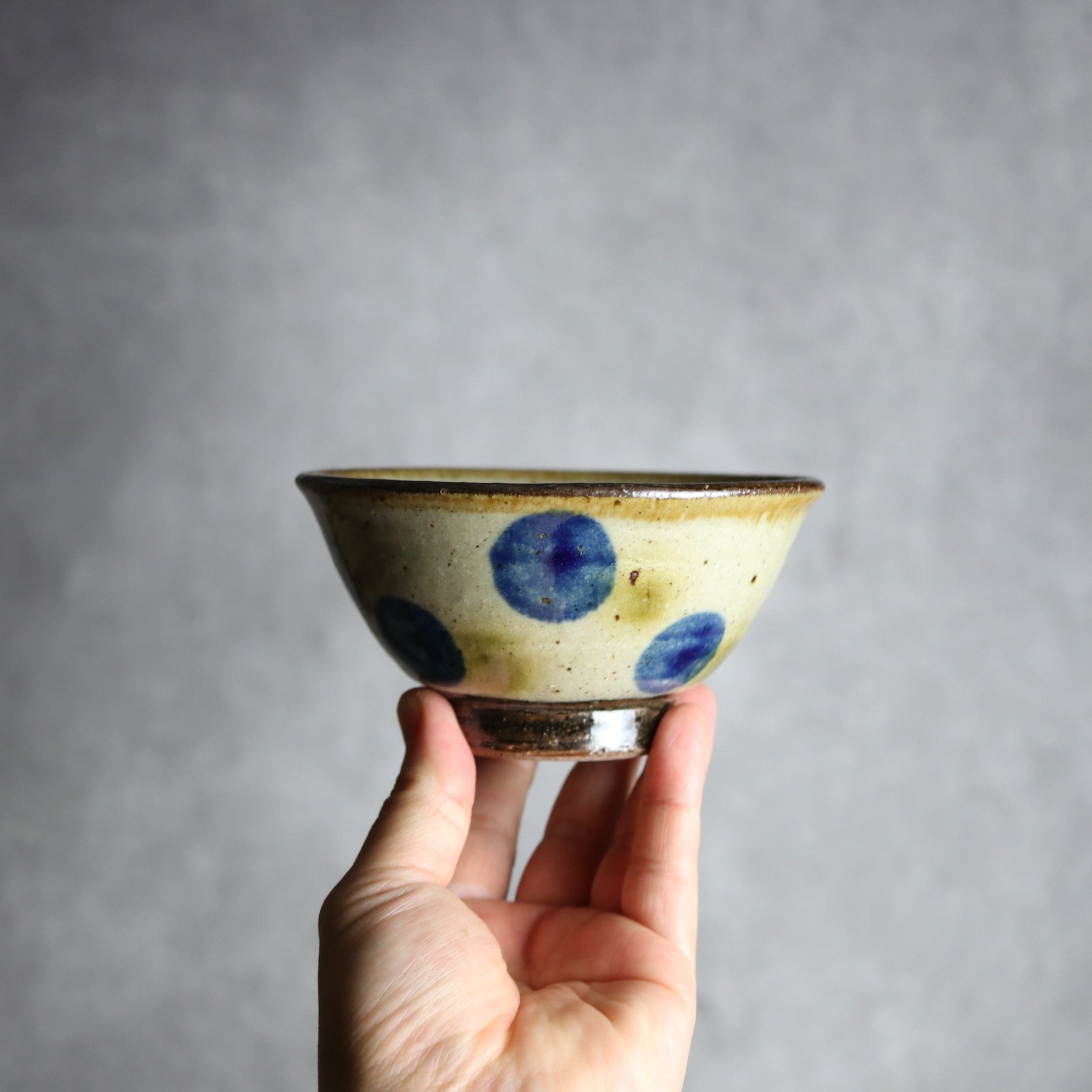4寸マカイ 青 緑 ドット やちむん 陶器 陶芸こまがた｜陶芸こまがた
