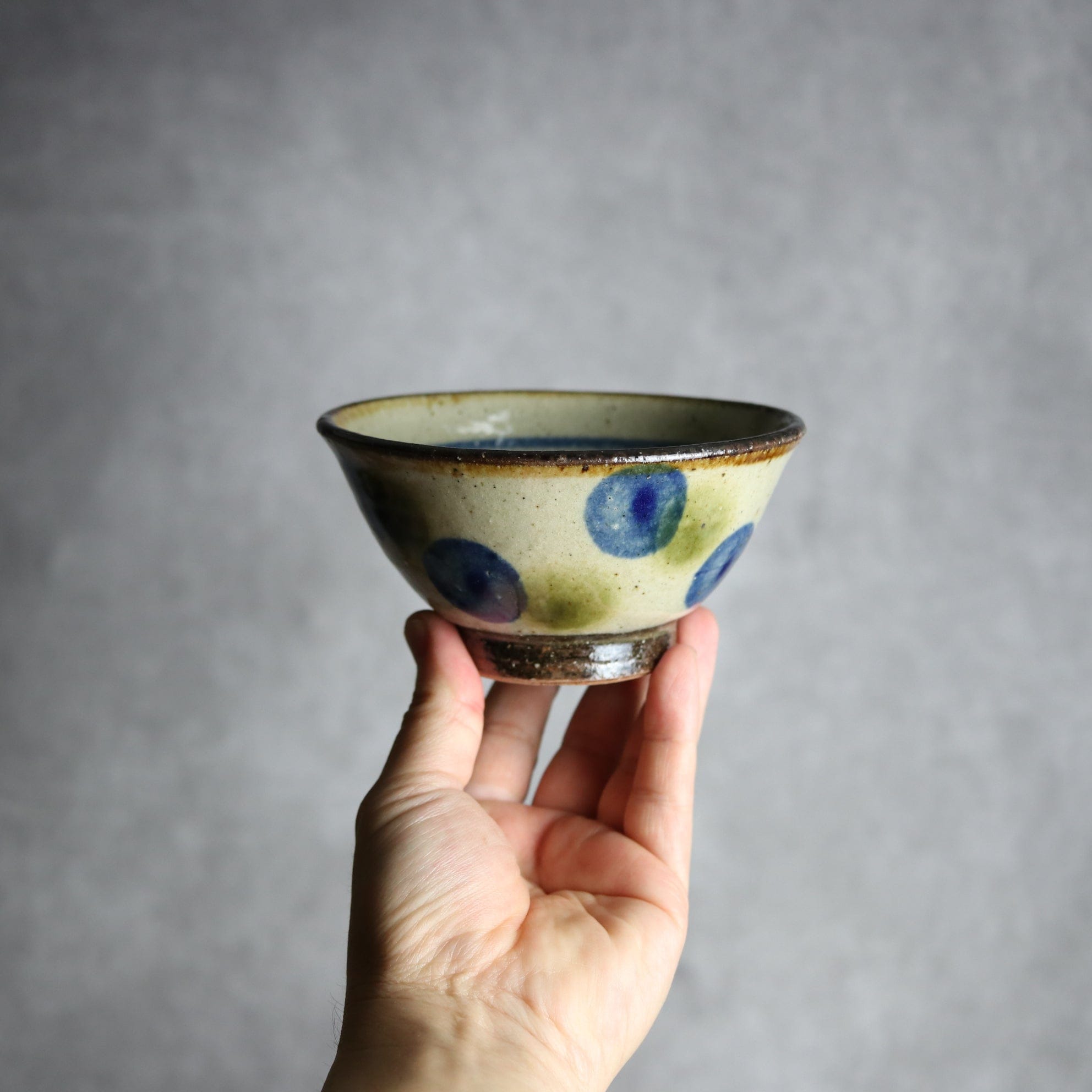 4寸マカイ 青 緑 ドット やちむん 陶器 陶芸こまがた｜陶芸こまがた