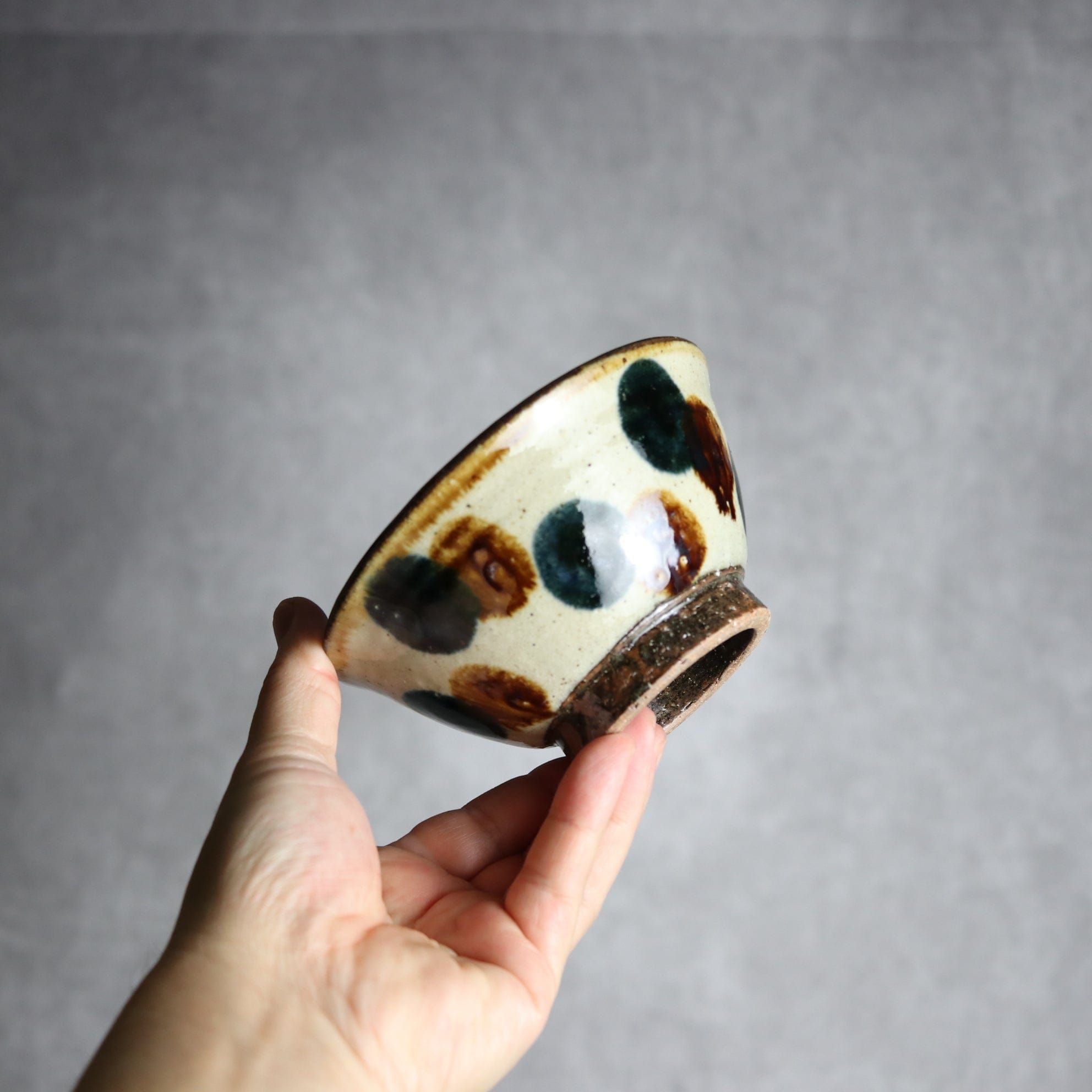 4寸マカイ 紺 茶ドット やちむん 陶器 陶芸こまがた