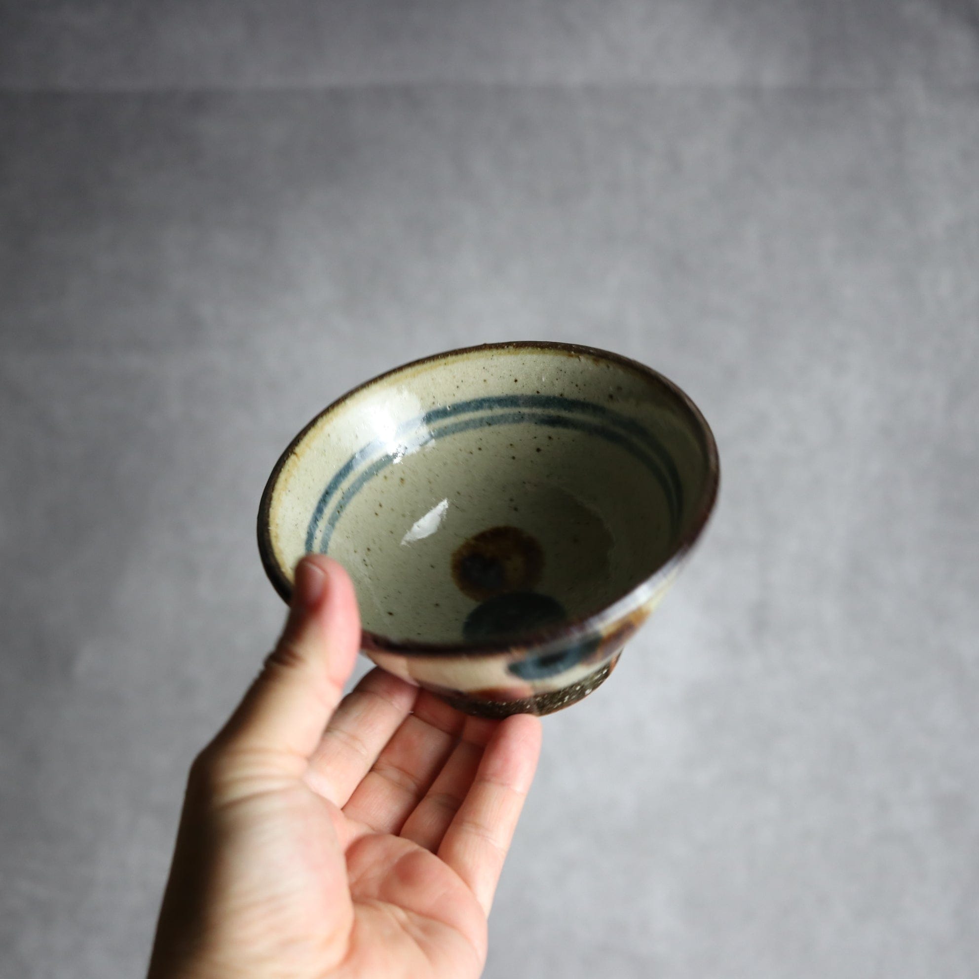 4寸マカイ 紺 茶ドット やちむん 陶器 陶芸こまがた