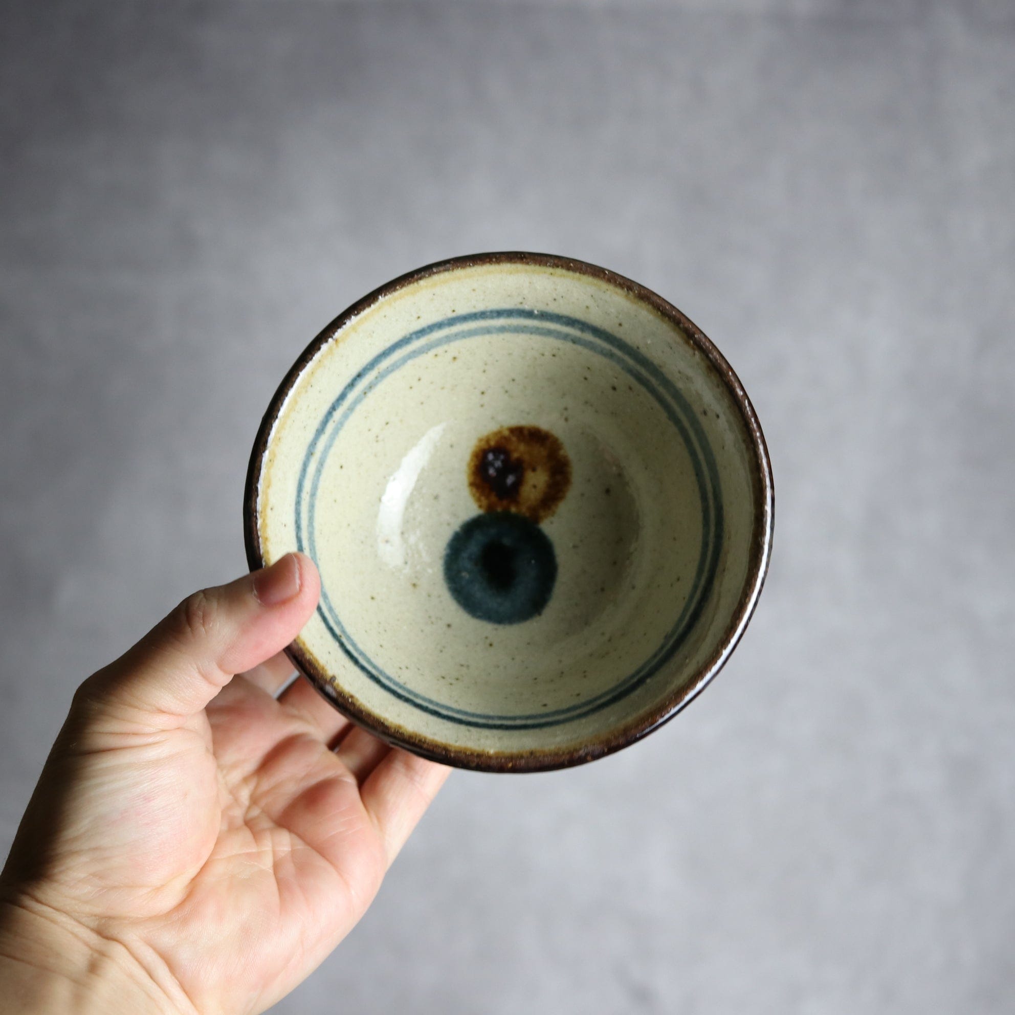 4寸マカイ 紺 茶ドット やちむん 陶器 陶芸こまがた