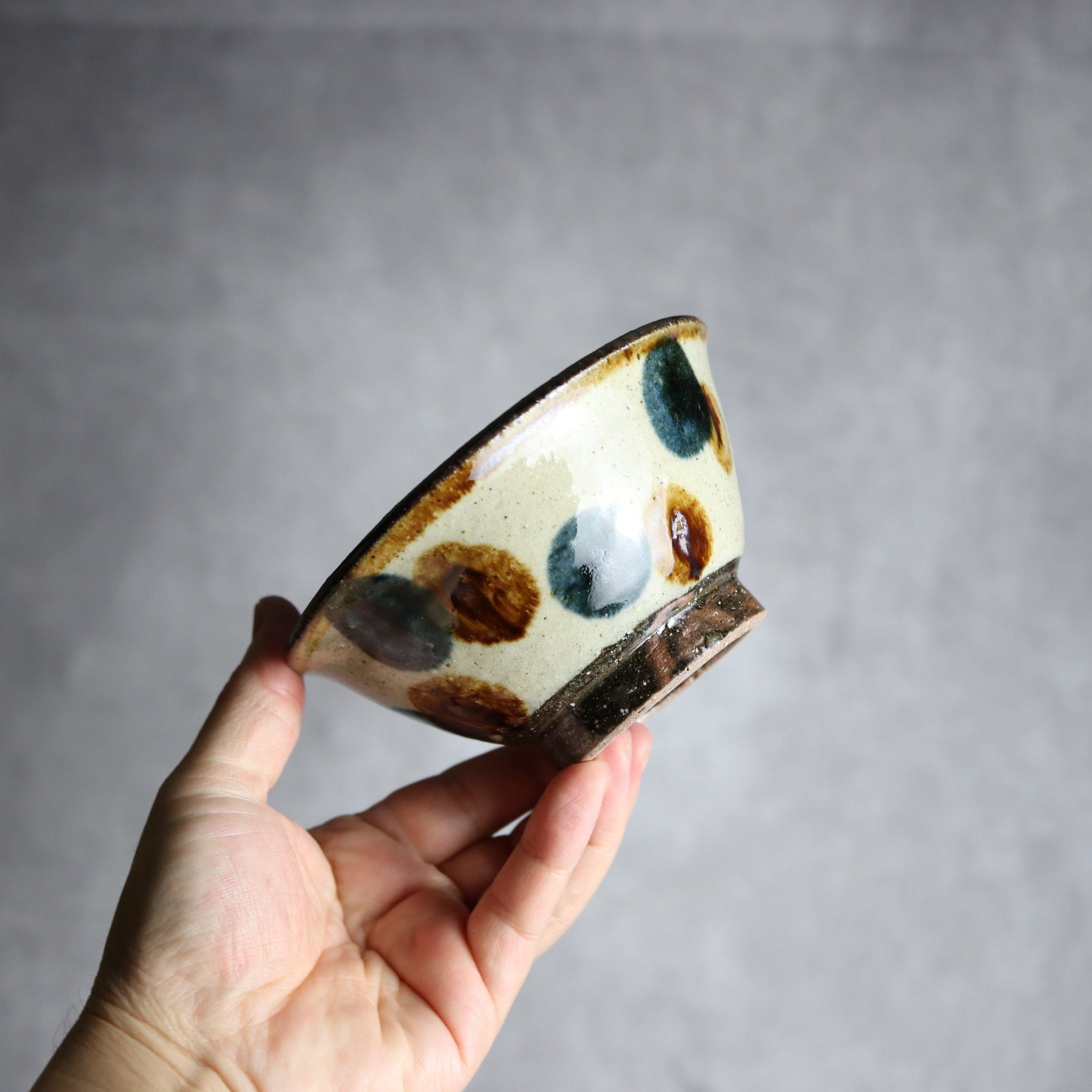 4寸マカイ 紺 茶ドット やちむん 陶器 陶芸こまがた