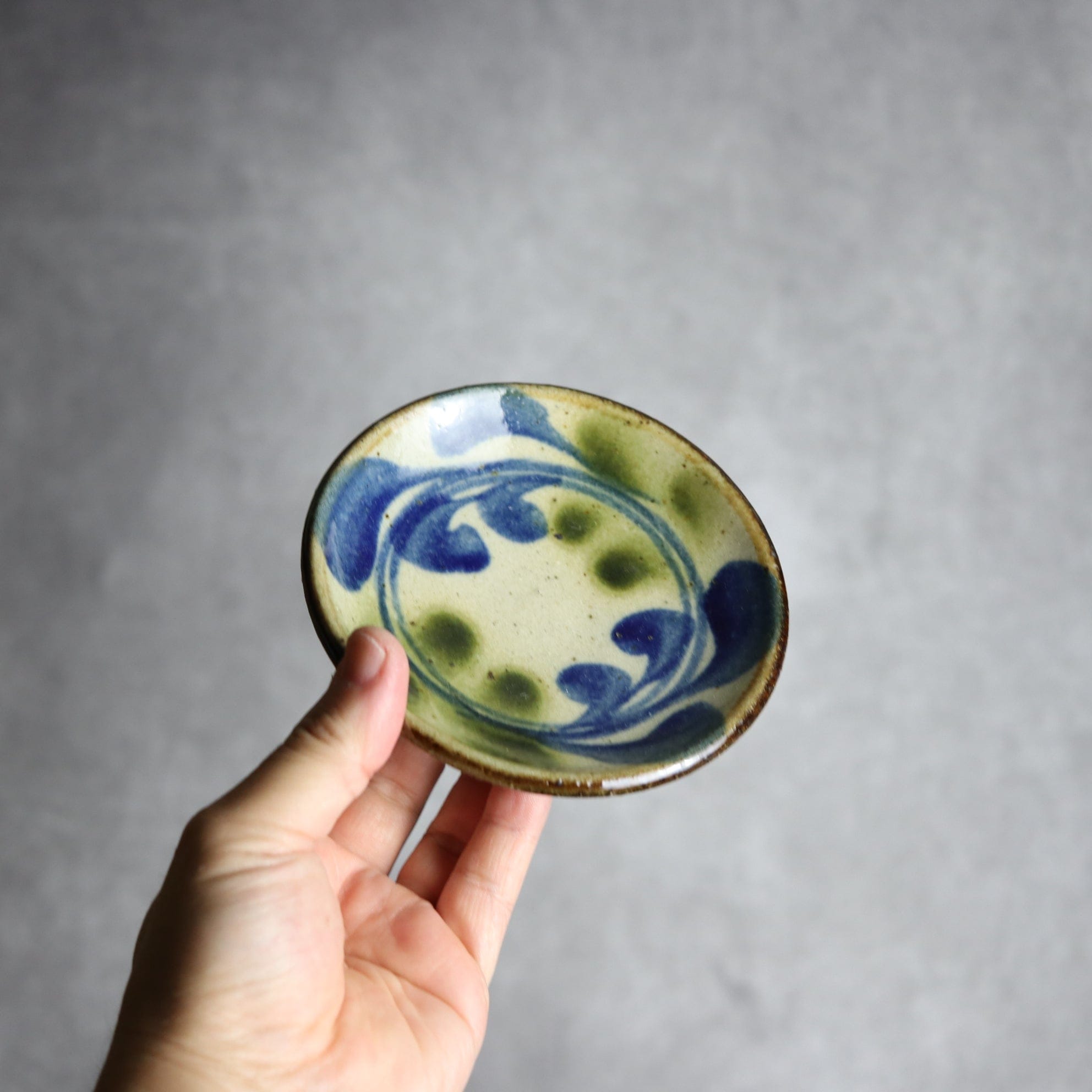 4寸皿 青 緑 デイゴ やちむん 陶器 陶芸こまがた