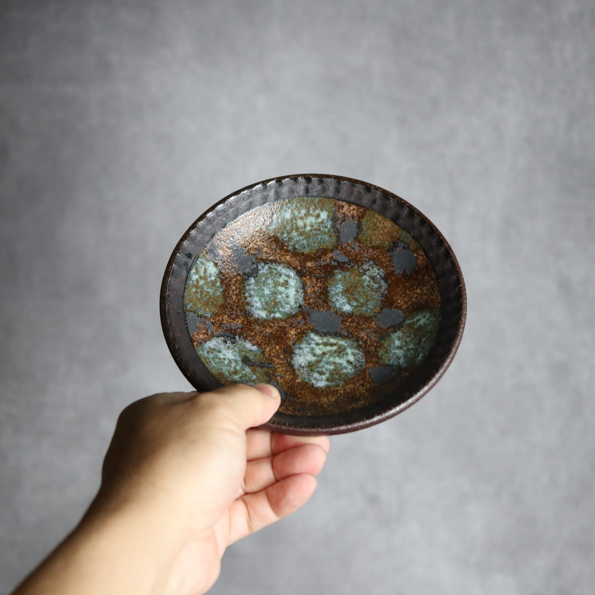5寸皿2 黒シリーズ やちむん 陶器 sui