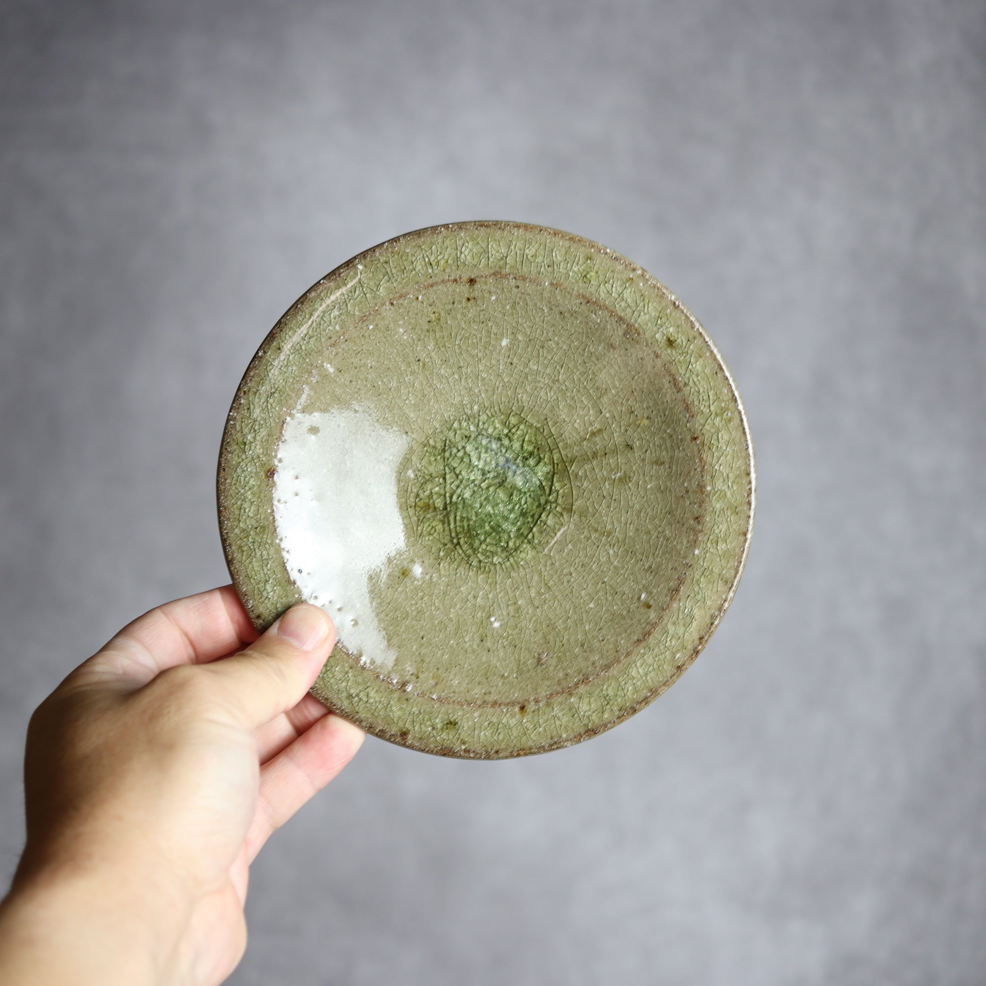 5寸皿2 灰釉 やちむん 陶器 仁陶器工房