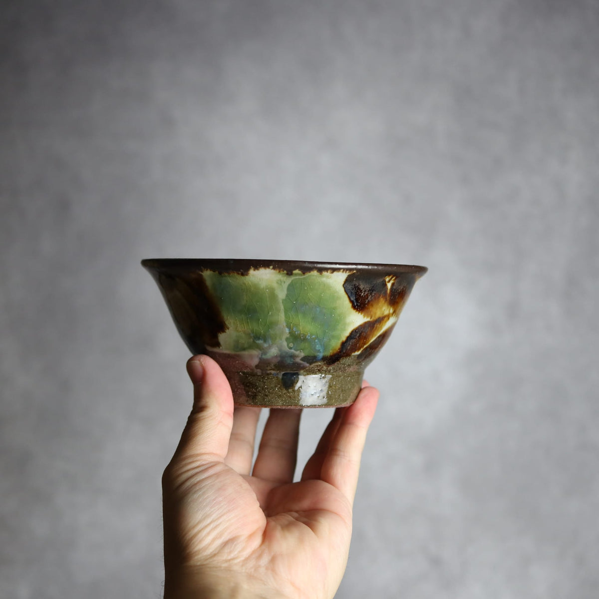 4.5寸マカイ1 三彩 菊花双葉 やちむん 陶器 漂窯