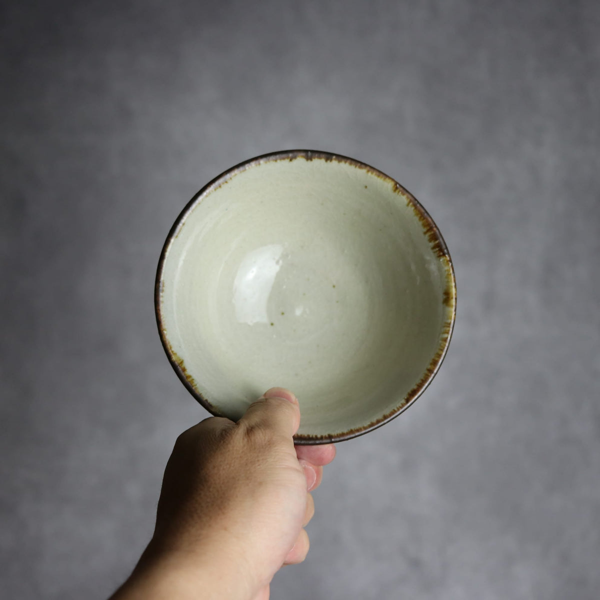 4.5寸マカイ1 飴 呉須釉 点打 やちむん 陶器 漂窯