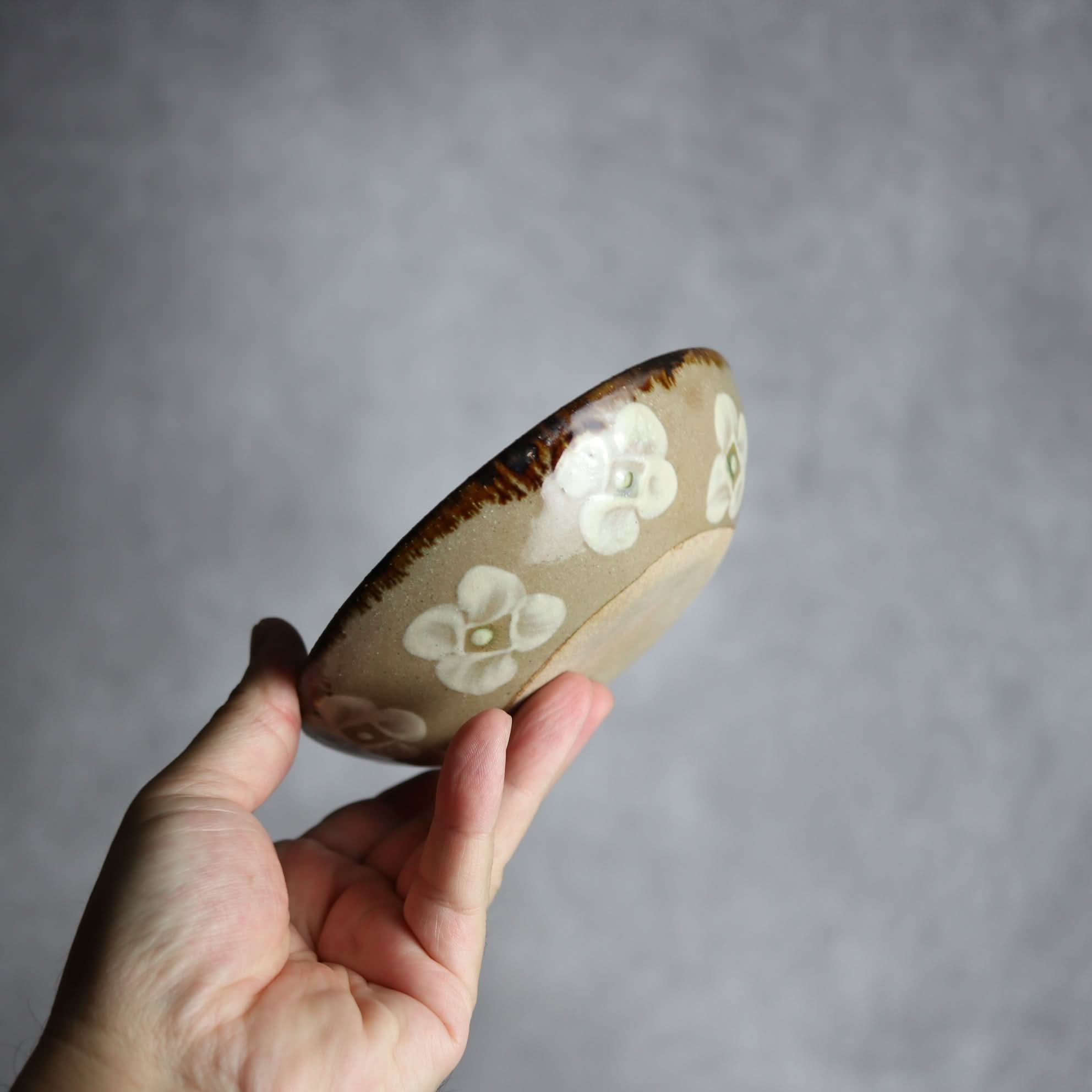 Alt Tag:*小鉢2 花紋 やちむん 陶器 エドメ陶房