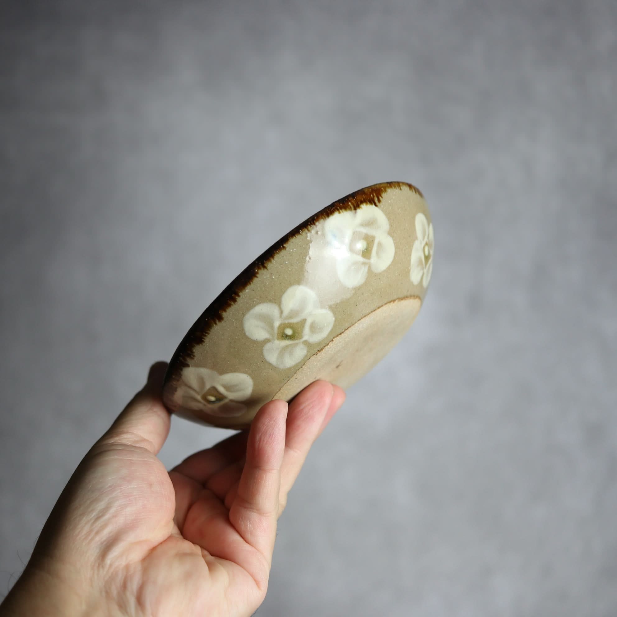 Alt Tag:*小鉢2 花紋 やちむん 陶器 エドメ陶房