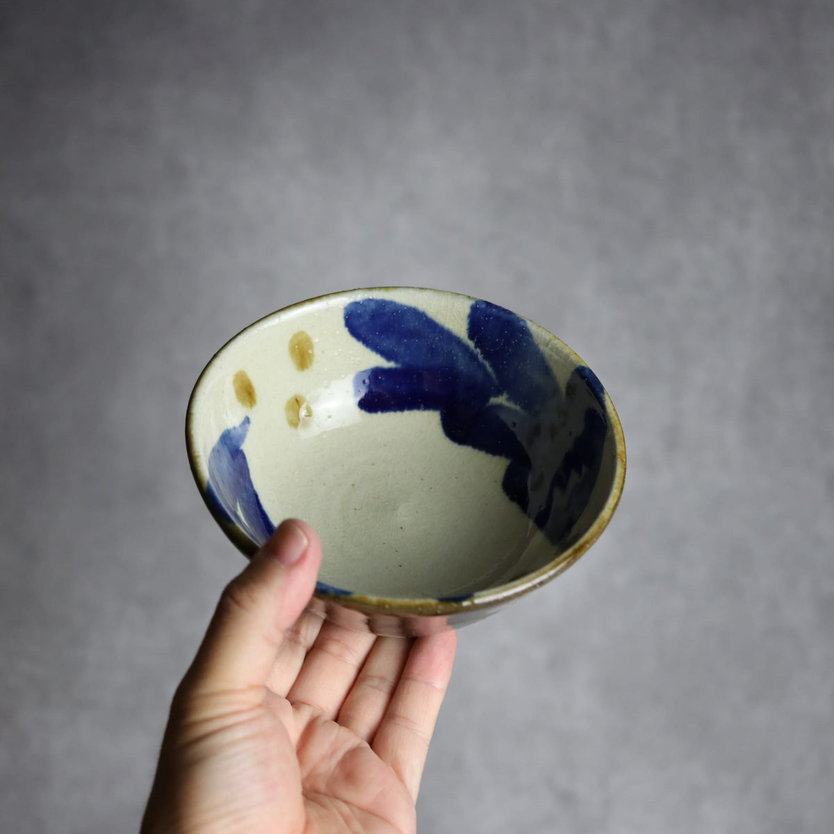 4.5寸鉢1 飴 呉須釉 実双葉やちむん 陶器 漂窯