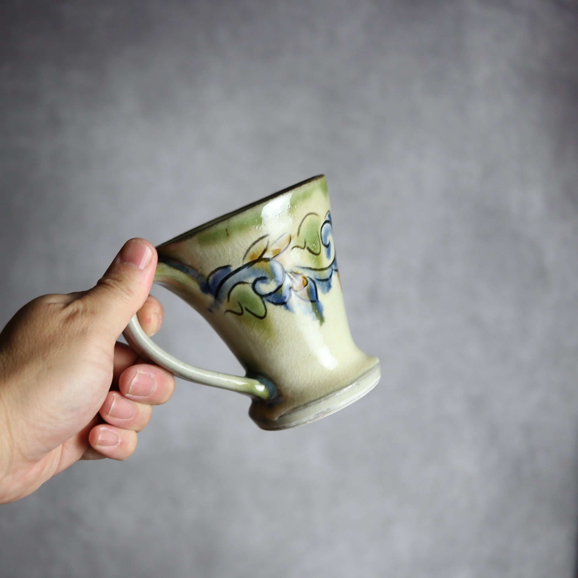 茂生窯 - マグカップ1 三彩 線彫唐草 やちむん 陶器 茂生窯 - mundasui