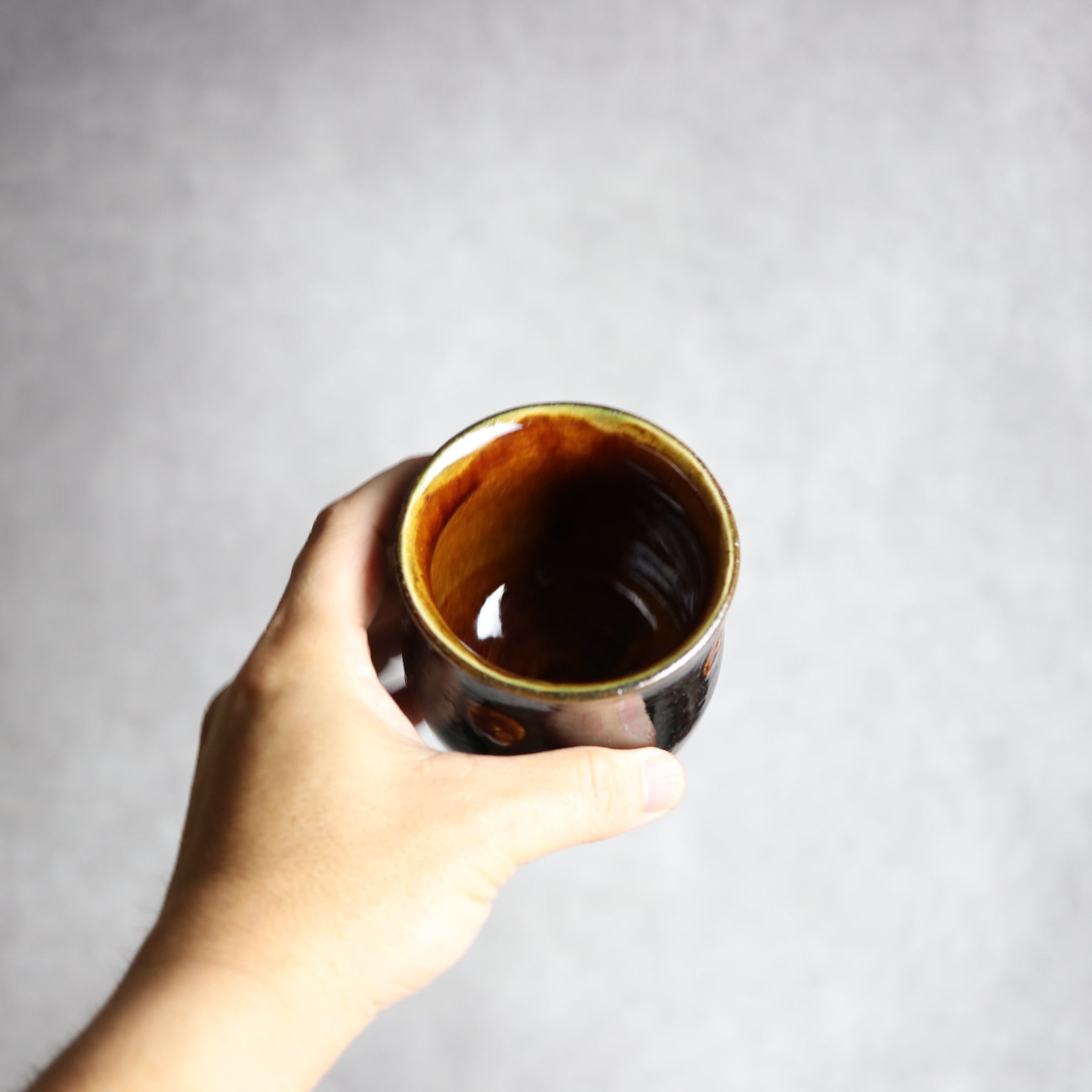 茂生窯 - 湯呑1 飴釉 イッチン 点打 やちむん 陶器 茂生窯 - mundasui