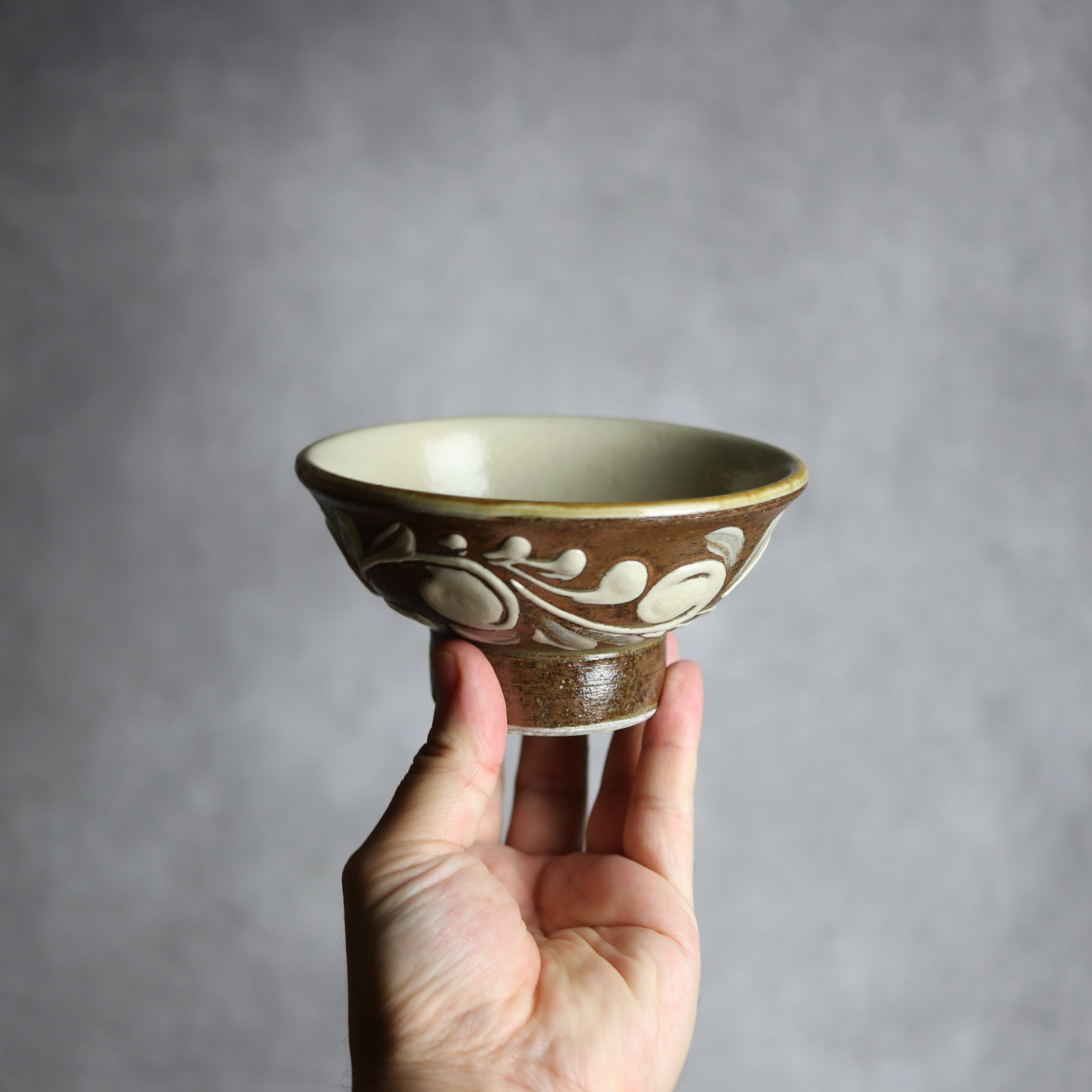 茂生窯 - 4寸マカイ1 イッチン 唐草 やちむん 陶器 茂生窯 - mundasui