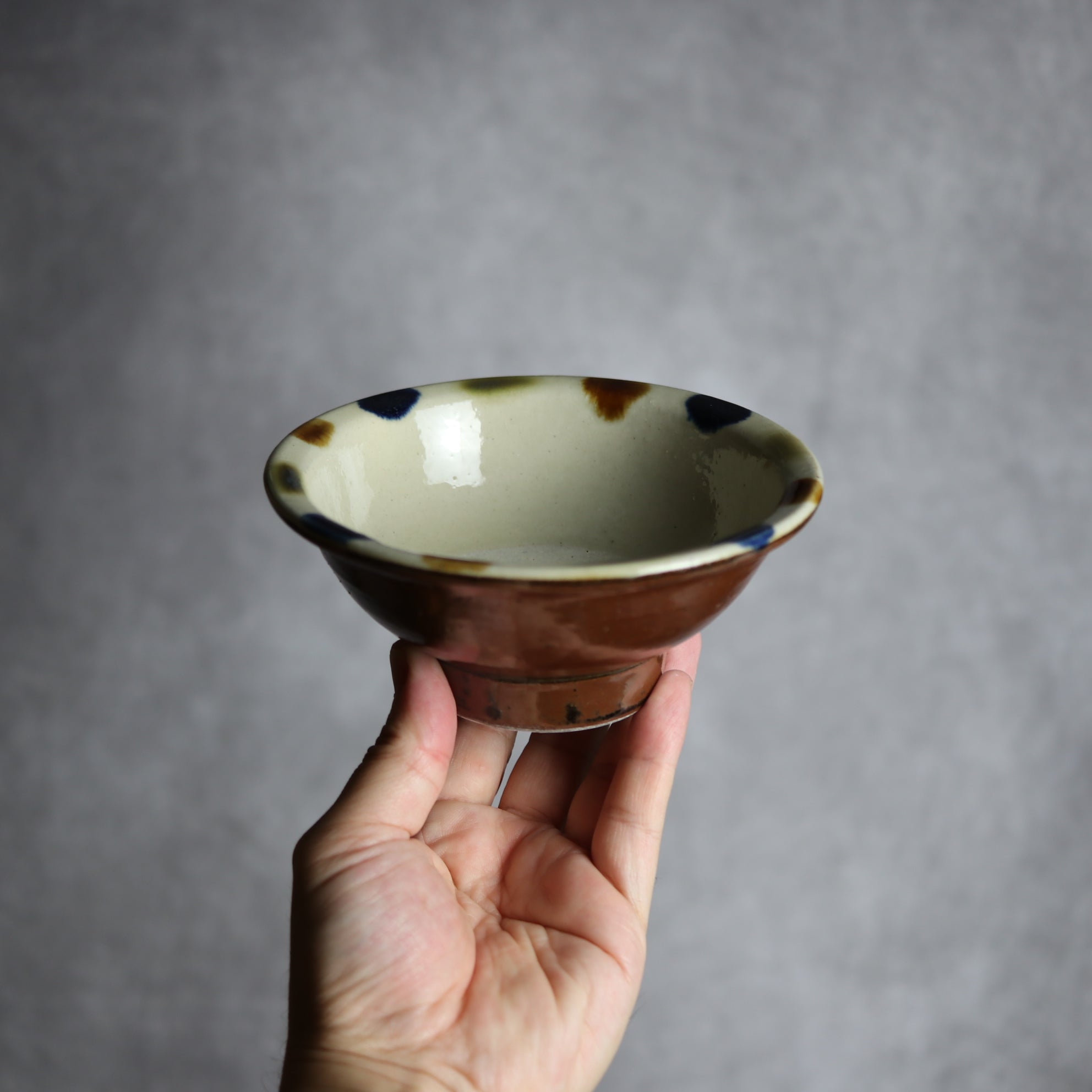 茂生窯 - 4寸ワンブー1 三彩 縁点打 やちむん 陶器 茂生窯 - mundasui