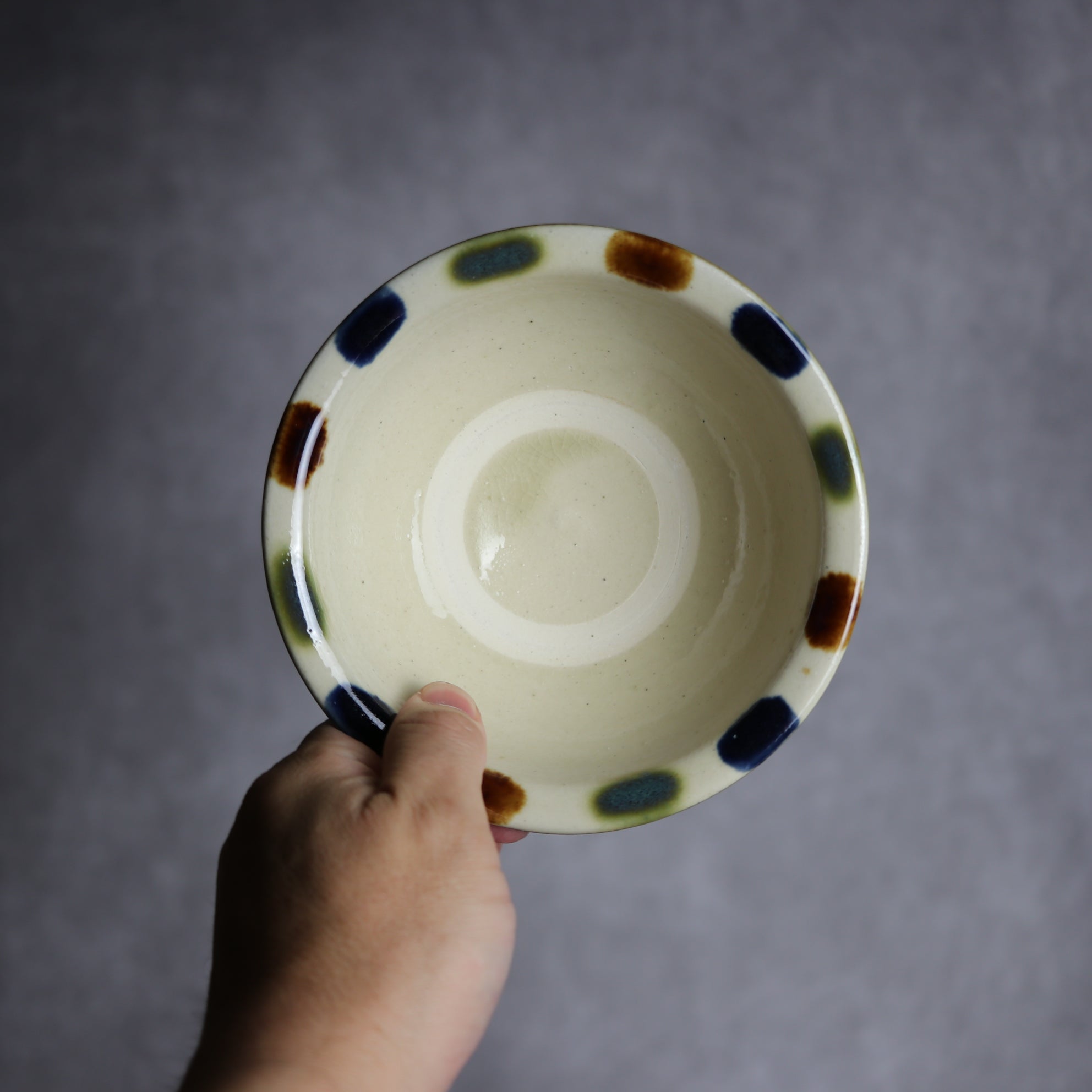 4寸ワンブー2 三彩 縁点打 やちむん 陶器 茂生窯