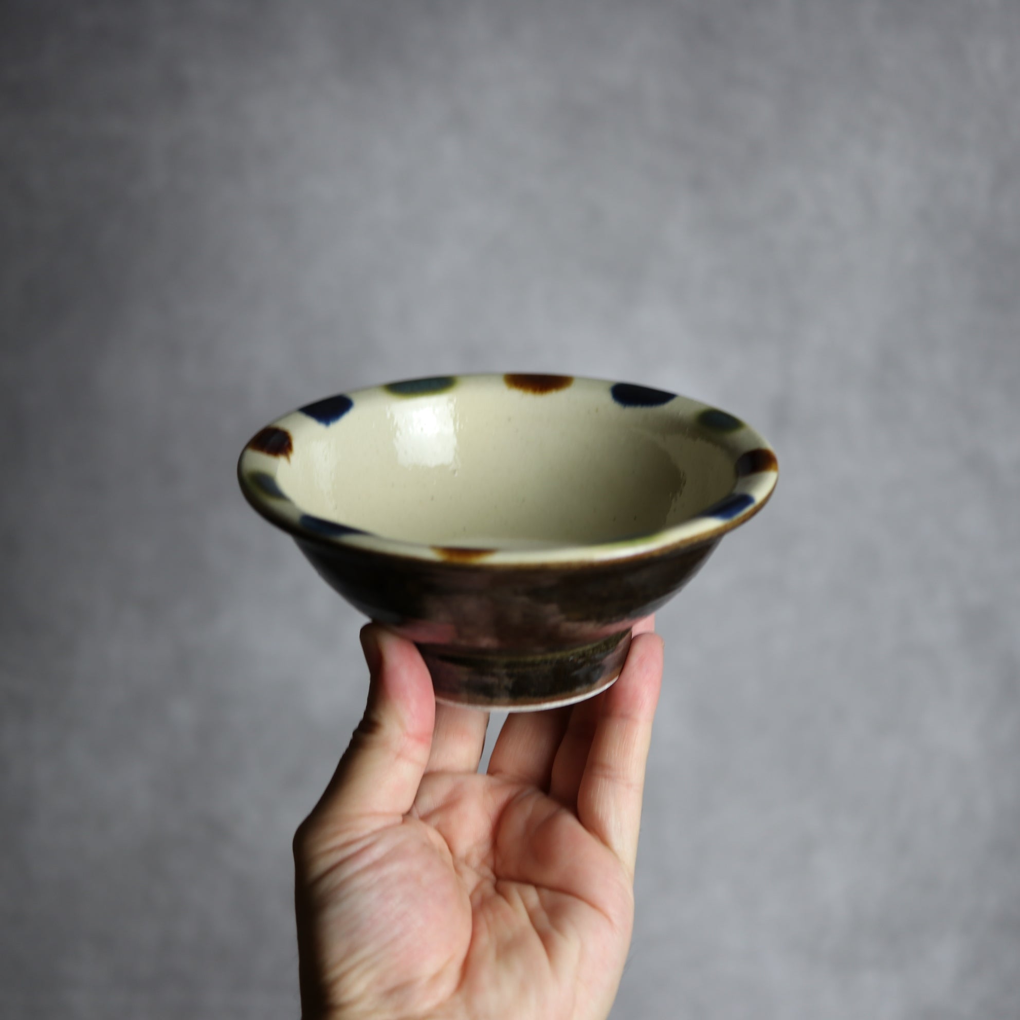 茂生窯 - 4寸ワンブー2 三彩 縁点打 やちむん 陶器 茂生窯 - mundasui