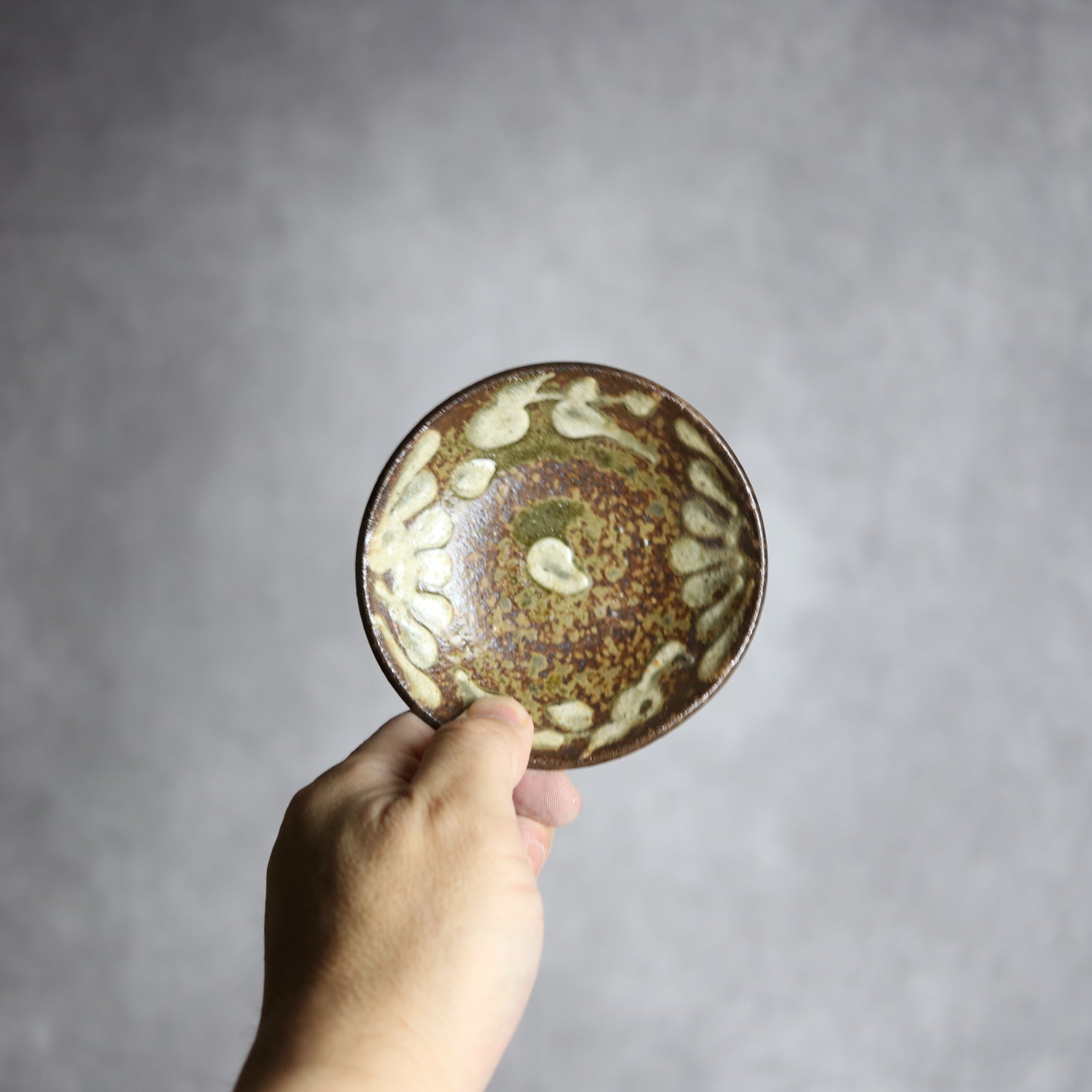 3寸皿4 イッチン 菊唐草 やちむん 陶器 北窯 松田共司工房
