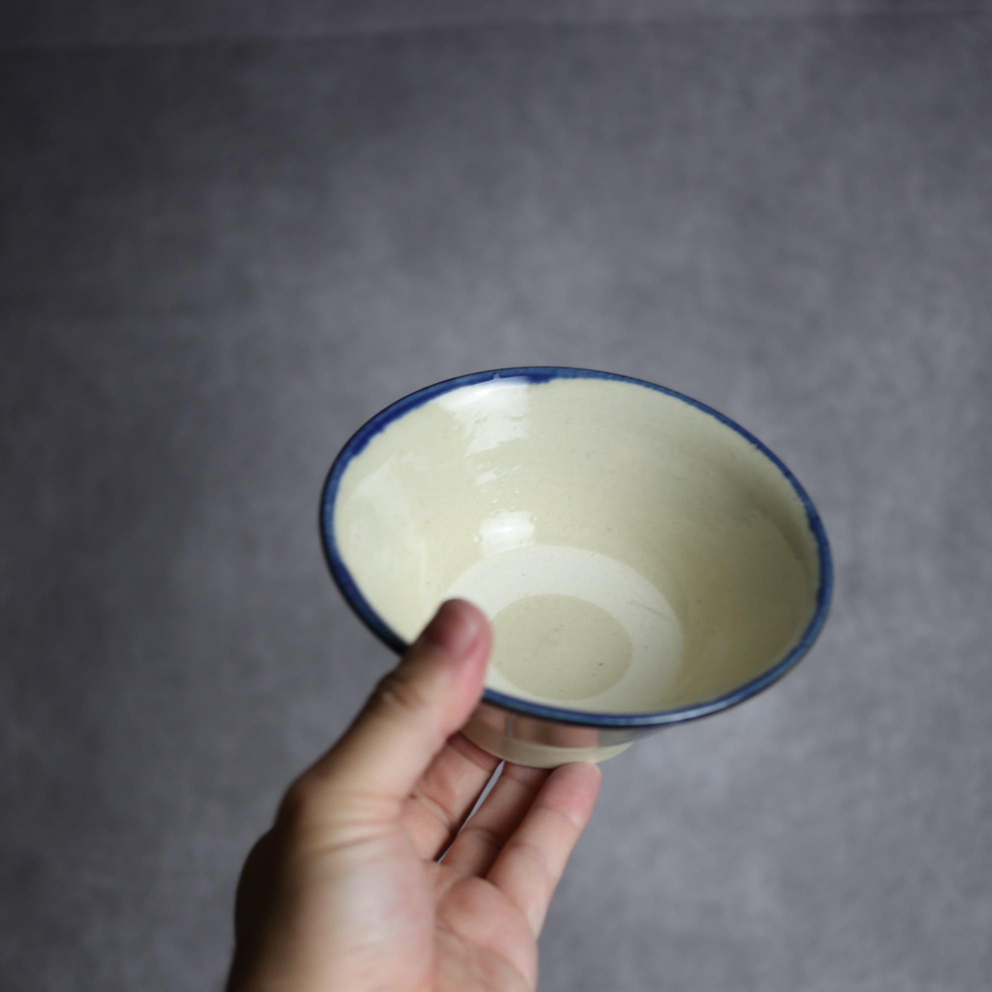 いずみ窯 島袋工房 - 4.5寸マカイ1 呉須釉 葉紋 やちむん 陶器 いずみ窯 島袋工房 - mundasui