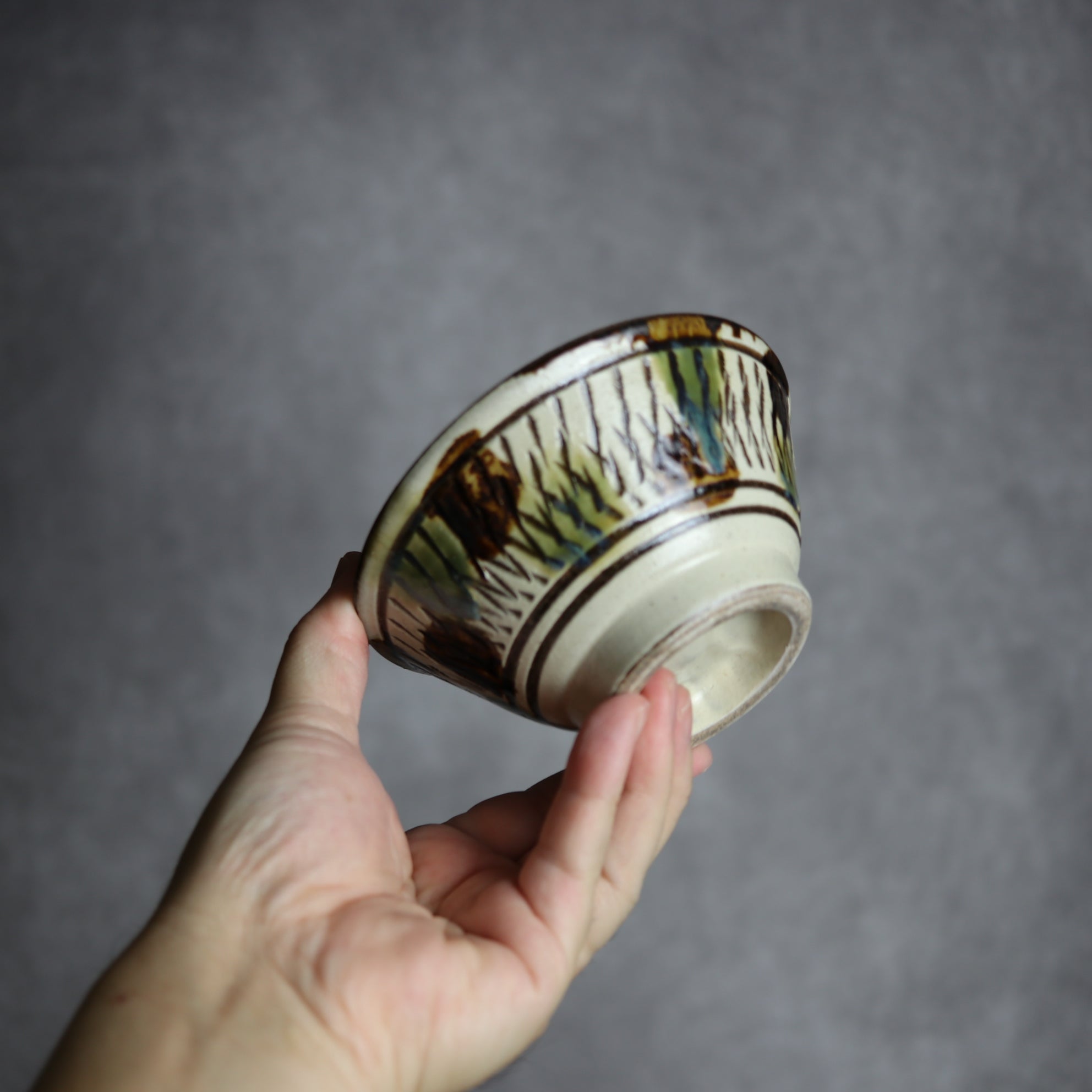 いずみ窯 島袋工房 - 4寸マカイ1 三彩 点打 飛鉋 やちむん 陶器 いずみ窯 島袋工房 - mundasui