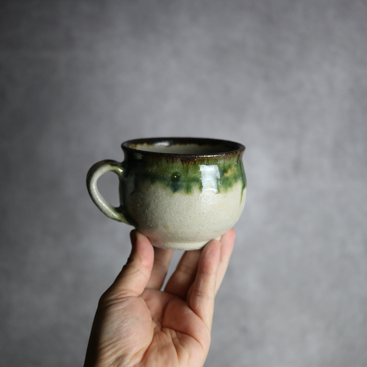 コーヒーカップ1 緑釉 やちむん 陶器 栄一工房