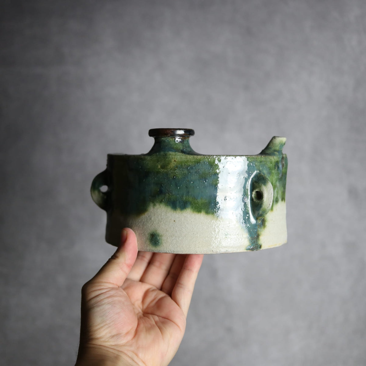 抱瓶1 緑釉 掛釉 やちむん 陶器 榮一工房