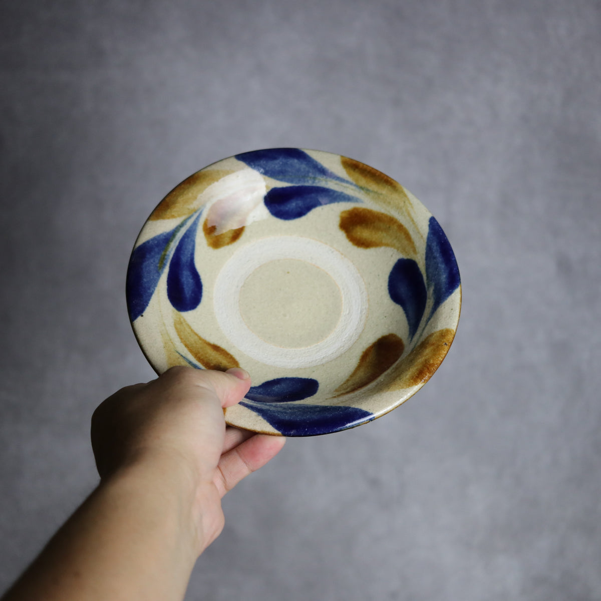 6寸皿1 飴 呉須釉 双葉 やちむん 陶器 北窯 松田共司工房