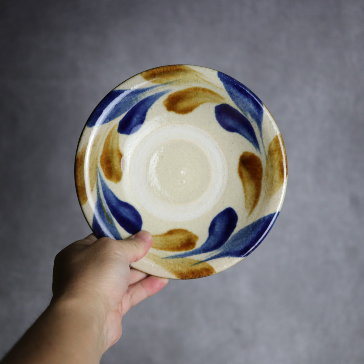 6寸皿1 飴 呉須釉 双葉 やちむん 陶器 北窯 松田共司工房