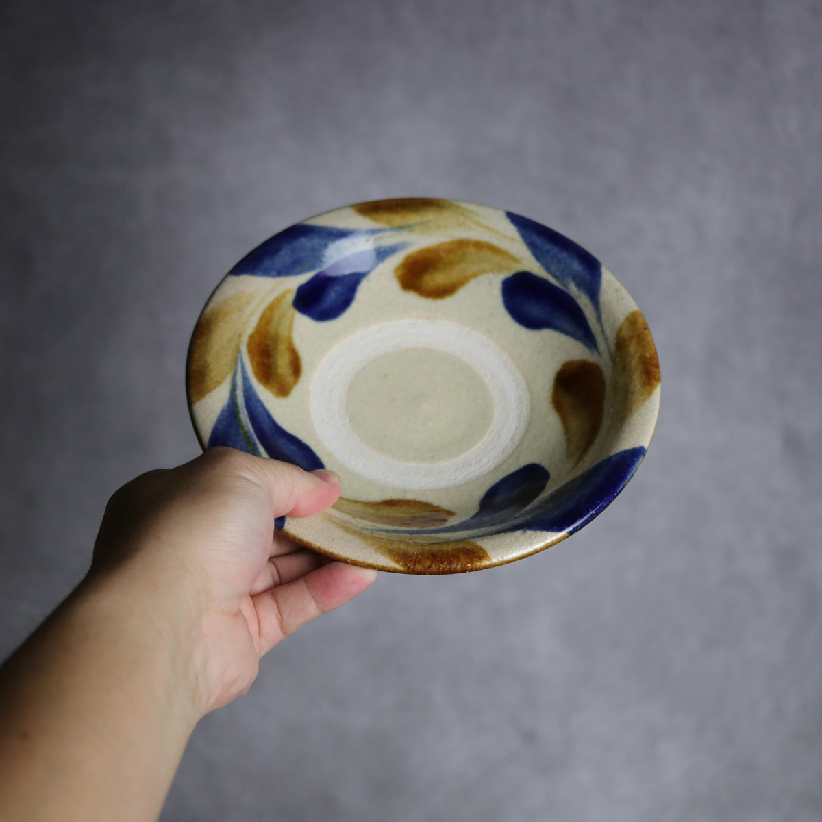6寸皿1 飴 呉須釉 双葉 やちむん 陶器 北窯 松田共司工房