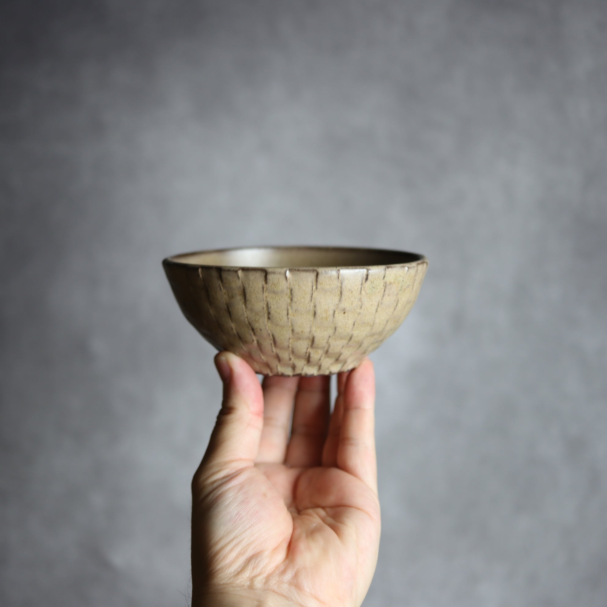 cerca - 4寸ごはん茶碗2 サンドベージュ 編込紋 やちむん 陶器 cerca - mundasui