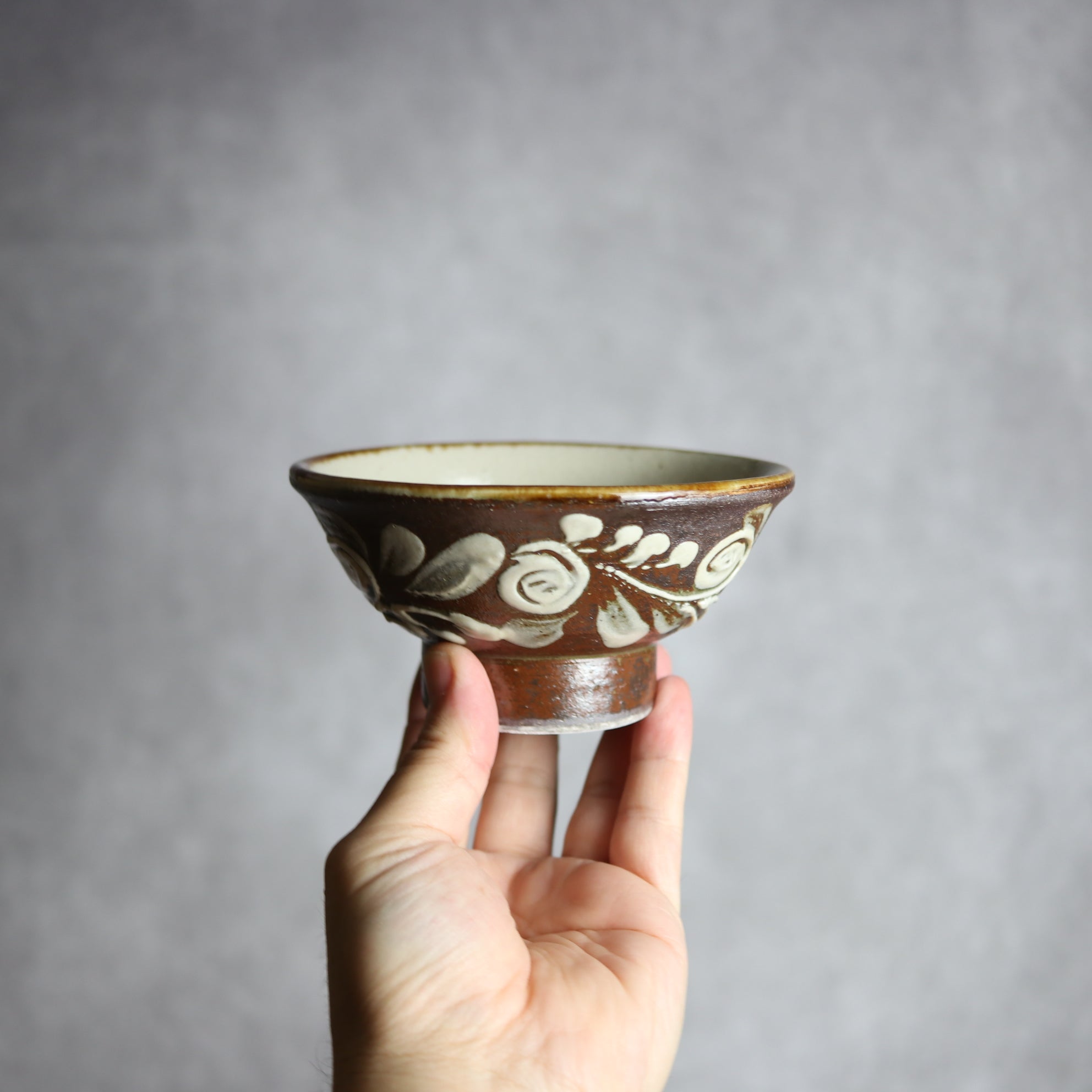 茂生窯 - 4寸マカイ2 イッチン 唐草 やちむん 陶器 茂生窯 - mundasui