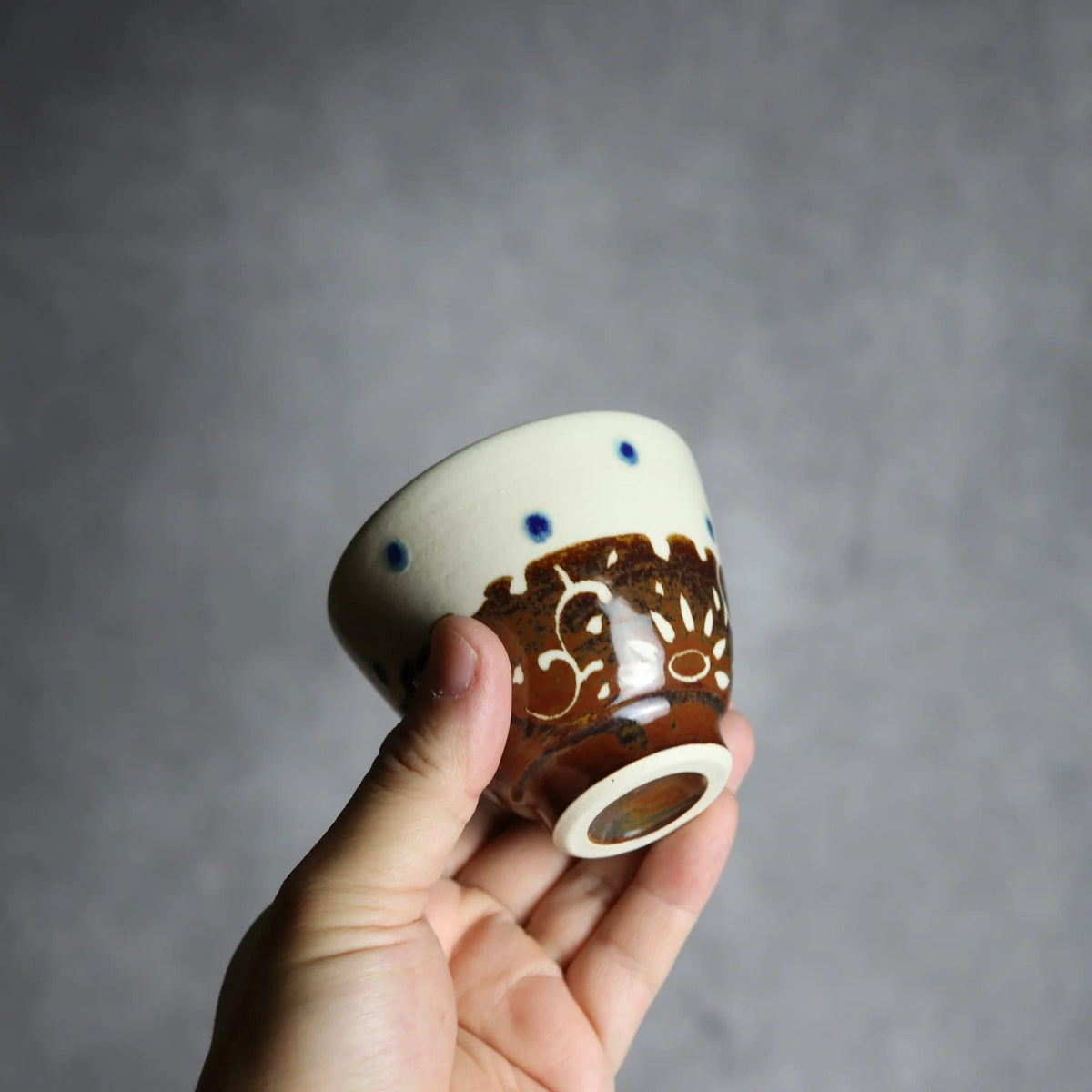 丸湯呑 飴釉 唐草 やちむん 陶器 高江洲陶磁器
