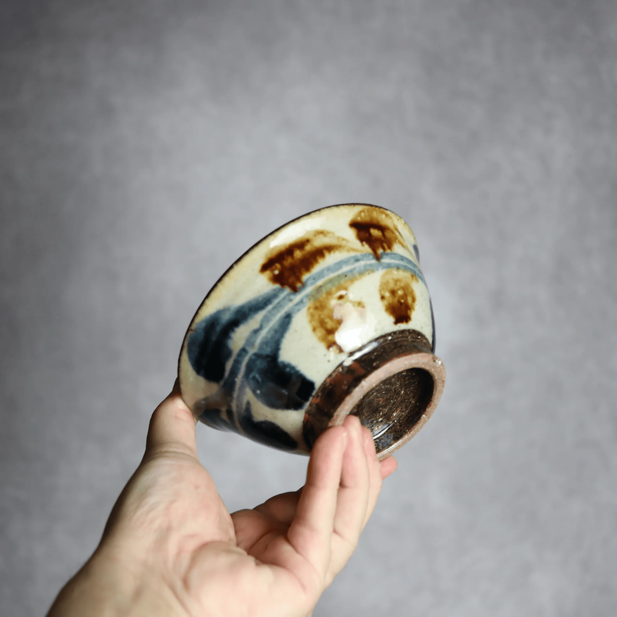 4寸マカイ 紺 茶 デイゴ柄 やちむん 陶器 陶芸こまがた