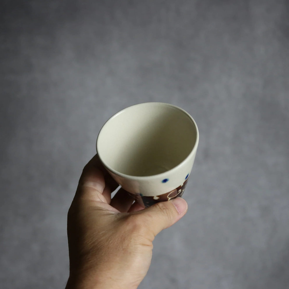 湯呑 飴釉 唐草 やちむん 陶器 高江洲陶磁器